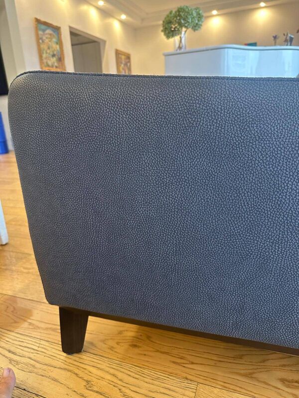 Canapé Roche Bobois bleu en cuir