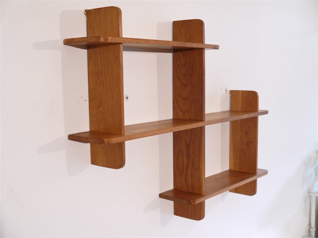 Etagere vintage scandinave en bois 1960