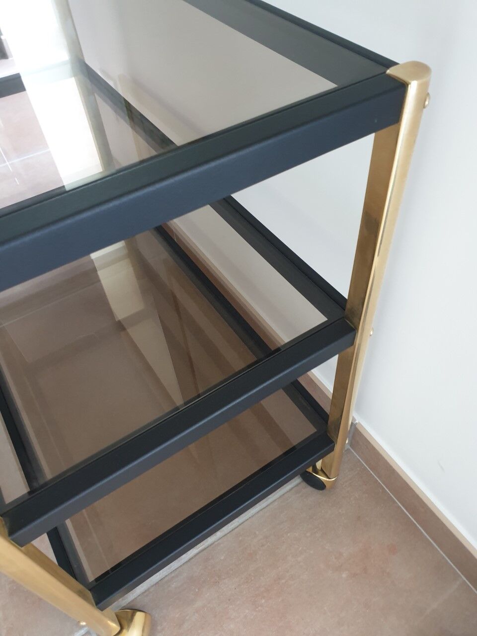 Old smoked glass service