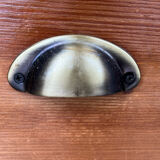 Storage cabinet with drawers