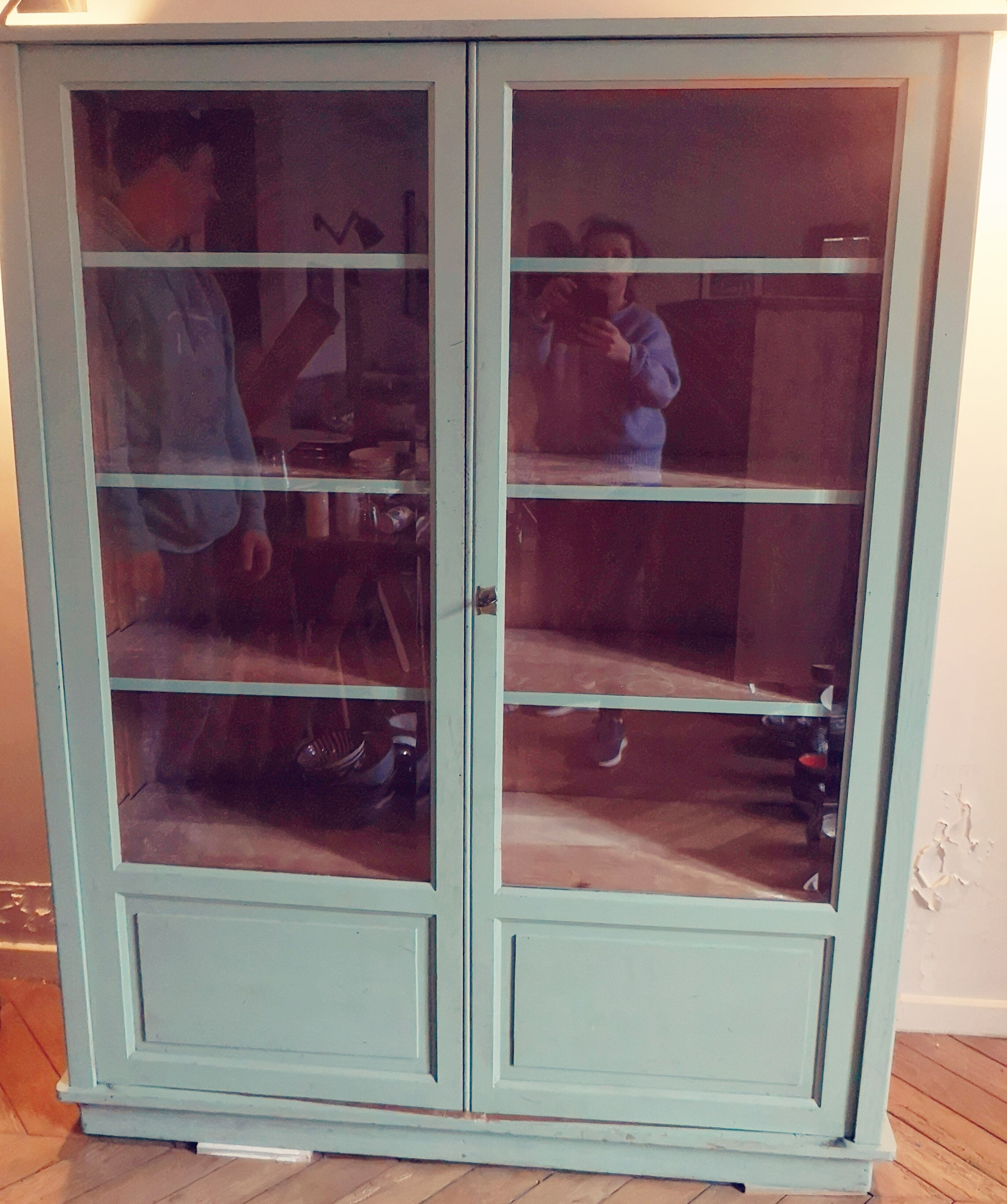 Armoire vintage