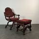 Fauteuil Curule, X-frame chair, William & Mary avec son repose-pied XVIIe