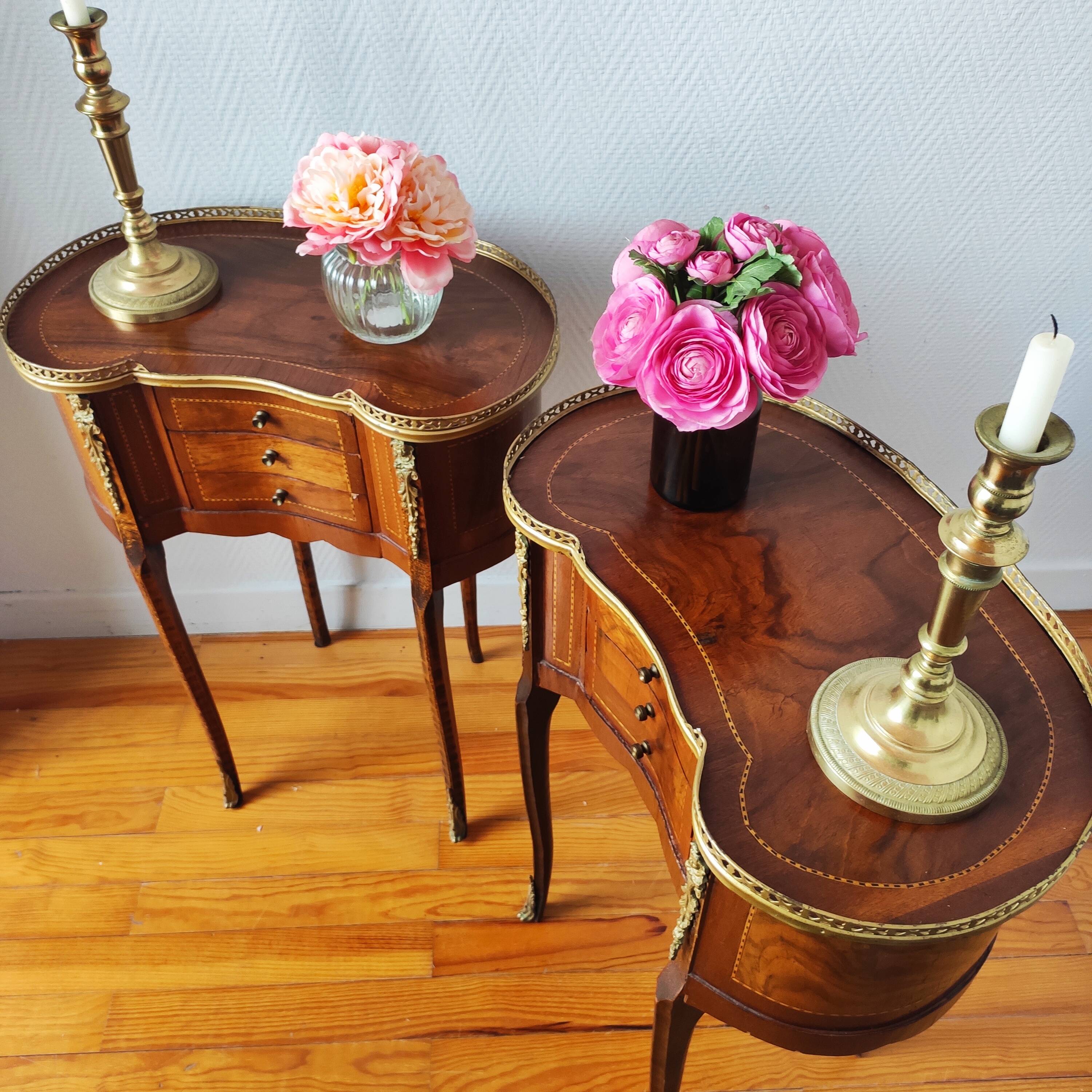 Pair of Louis XV style kidney-shaped bedside tables.