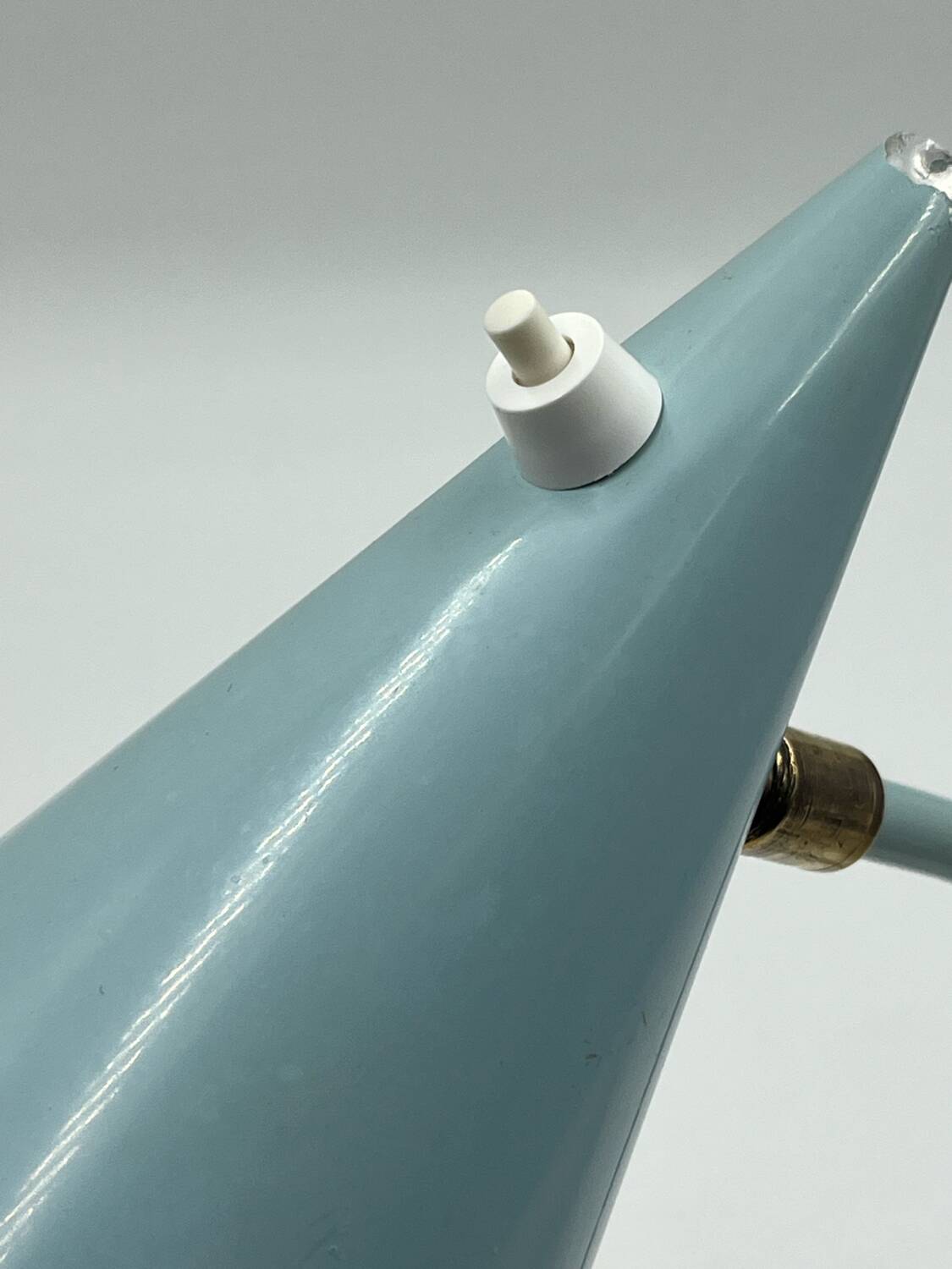 Sky blue casserole lamp