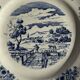 Assiette ancienne en faïence à décor de paysage bleu D24,5