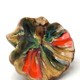 Empty old vintage pocket in the shape of a shell 🐚