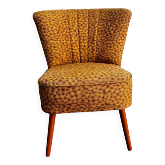 Vintage ochre yellow/orange cocktail chair/single seater/armchair