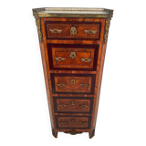 Elégant chiffonnier de style Louis XVI fin XIXe