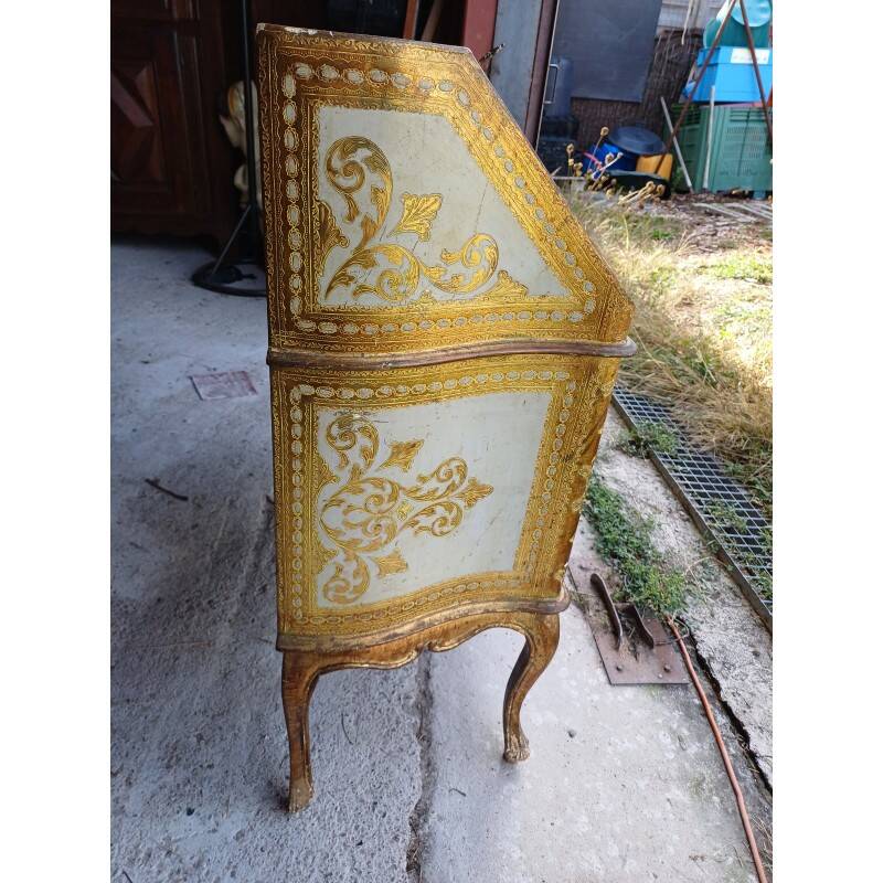 Chest of drawers with 2 drawers, secretary in gilded wood.