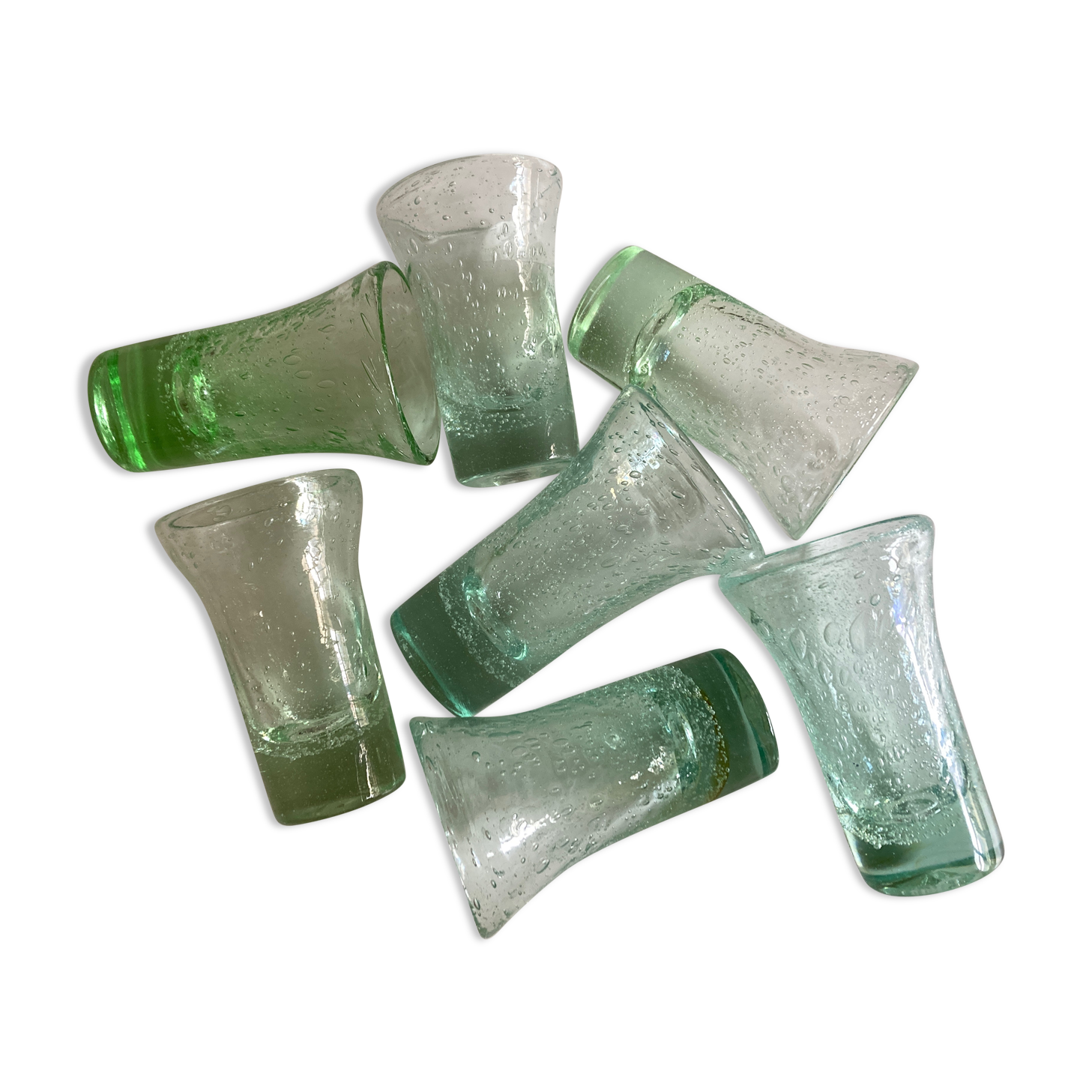 Set of 7 Biot cups in bubbled glass 1970