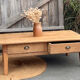 Table basse de ferme ancienne 2 tiroirs en bois massif brut 