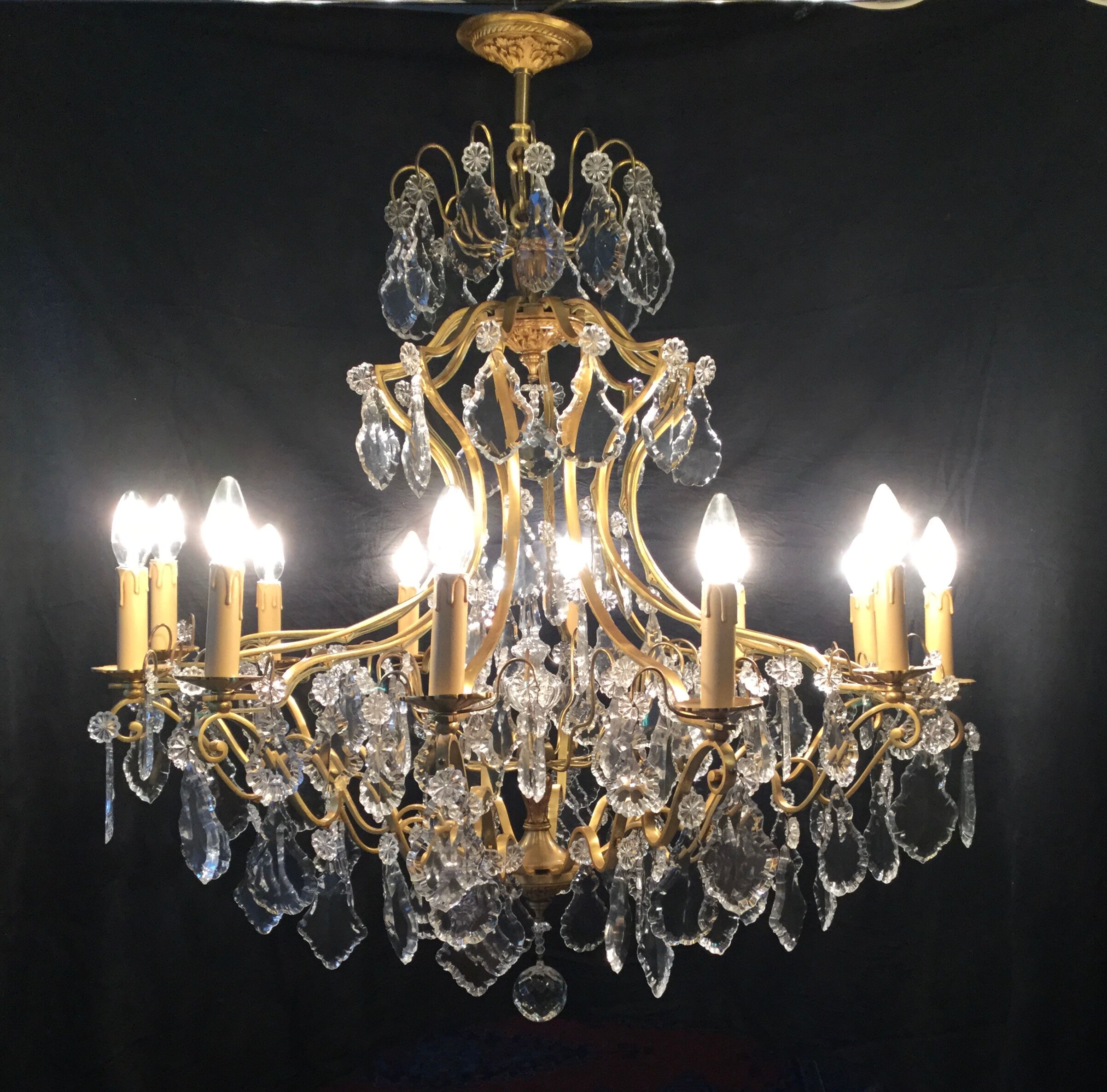 12-light bronze and crystal chandelier
