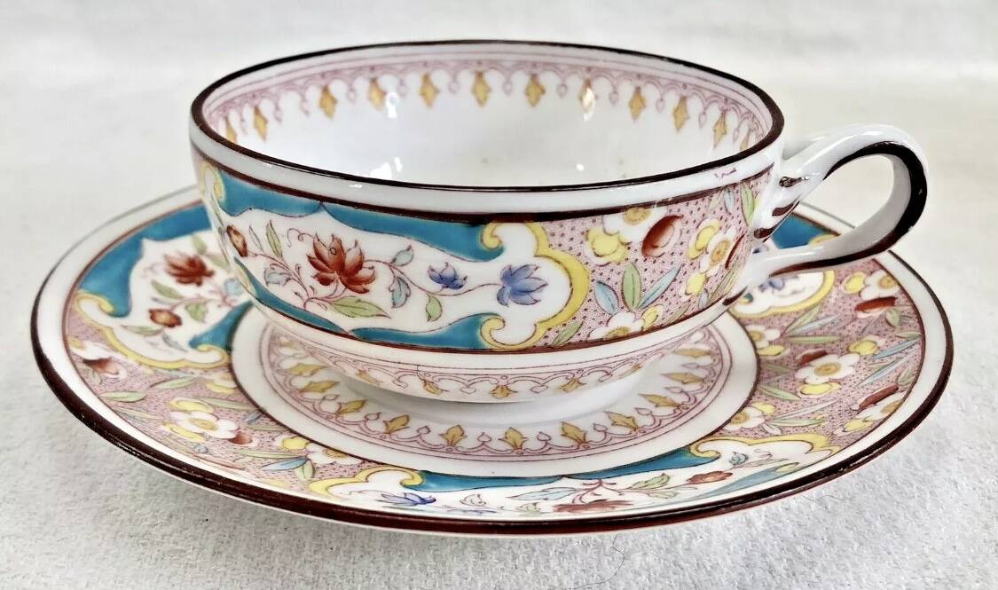 2 old Sarreguemines Minton porcelain tea cups + saucers