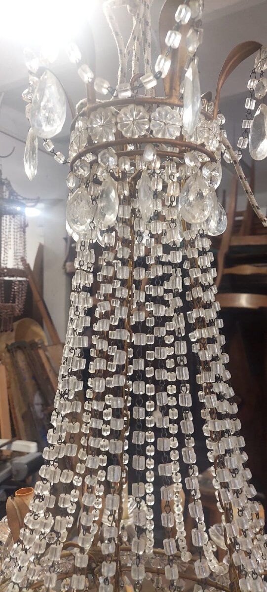 Italian balloon lustre, last quarter of the 19th century.