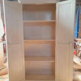 Narrow Parisian wardrobe