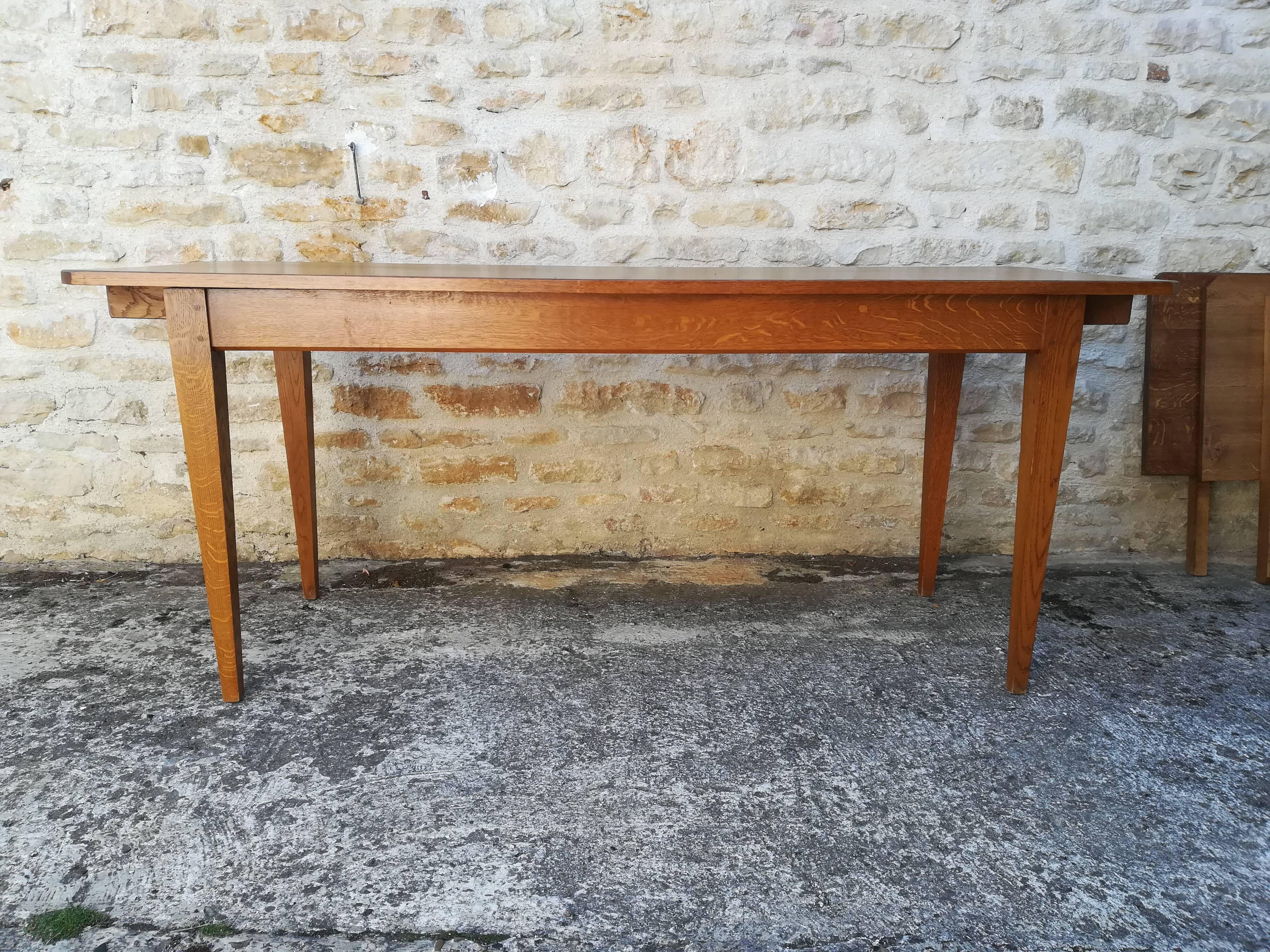 Oak table with two extensions