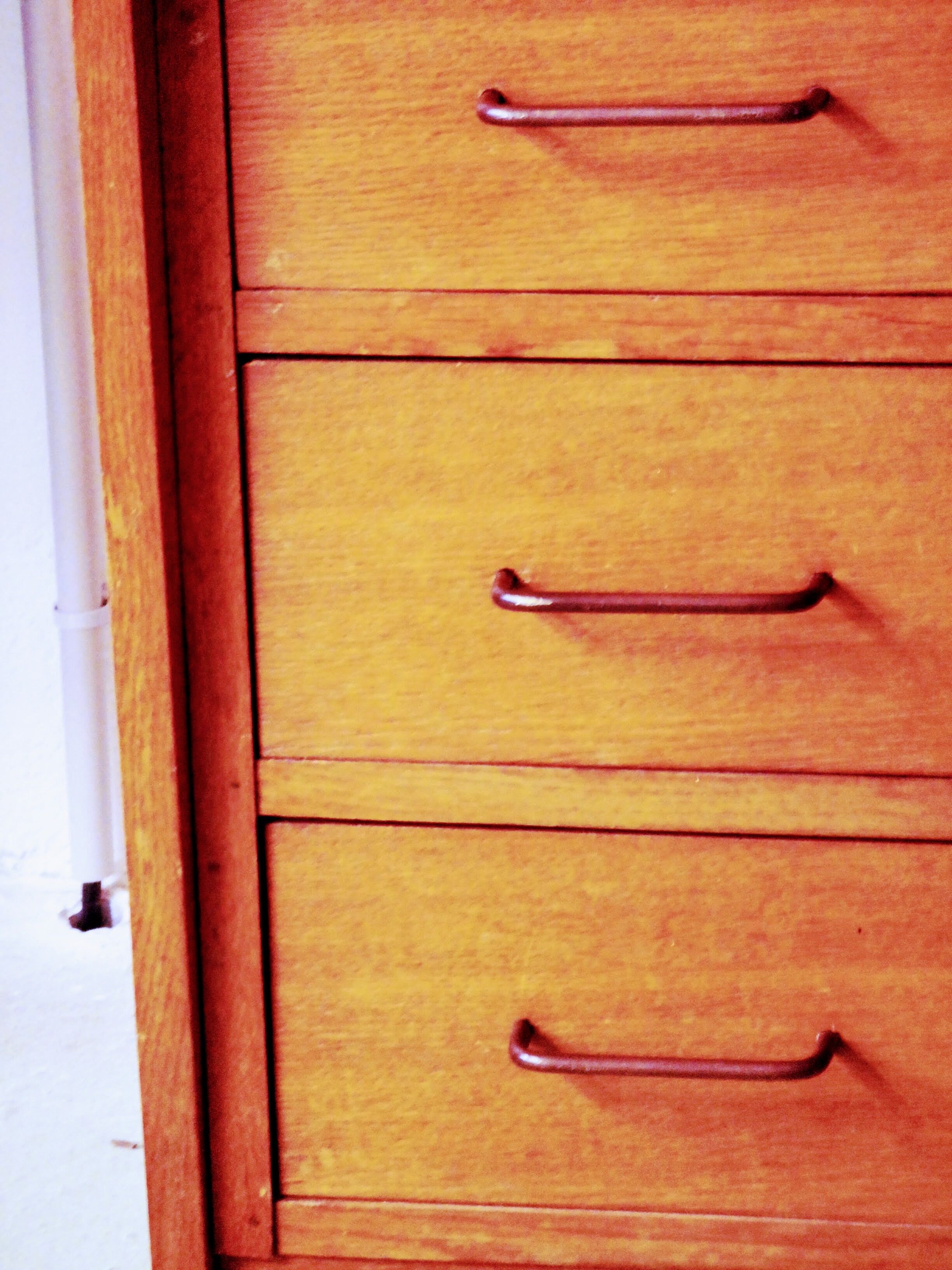 Vintage commodity 3 drawers