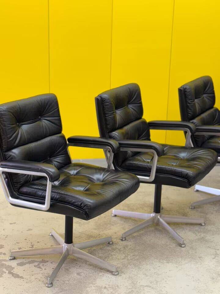 1970s Leather Swivel Chair Eurochair by Girsberger (Price for One)