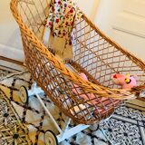 Rattan cradle