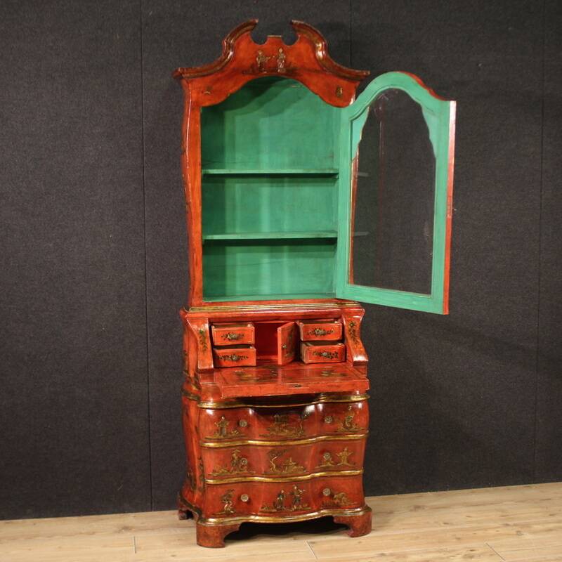 Venetian Lacquered And Gilded Chinoiserie Trumeau From 20th Century
