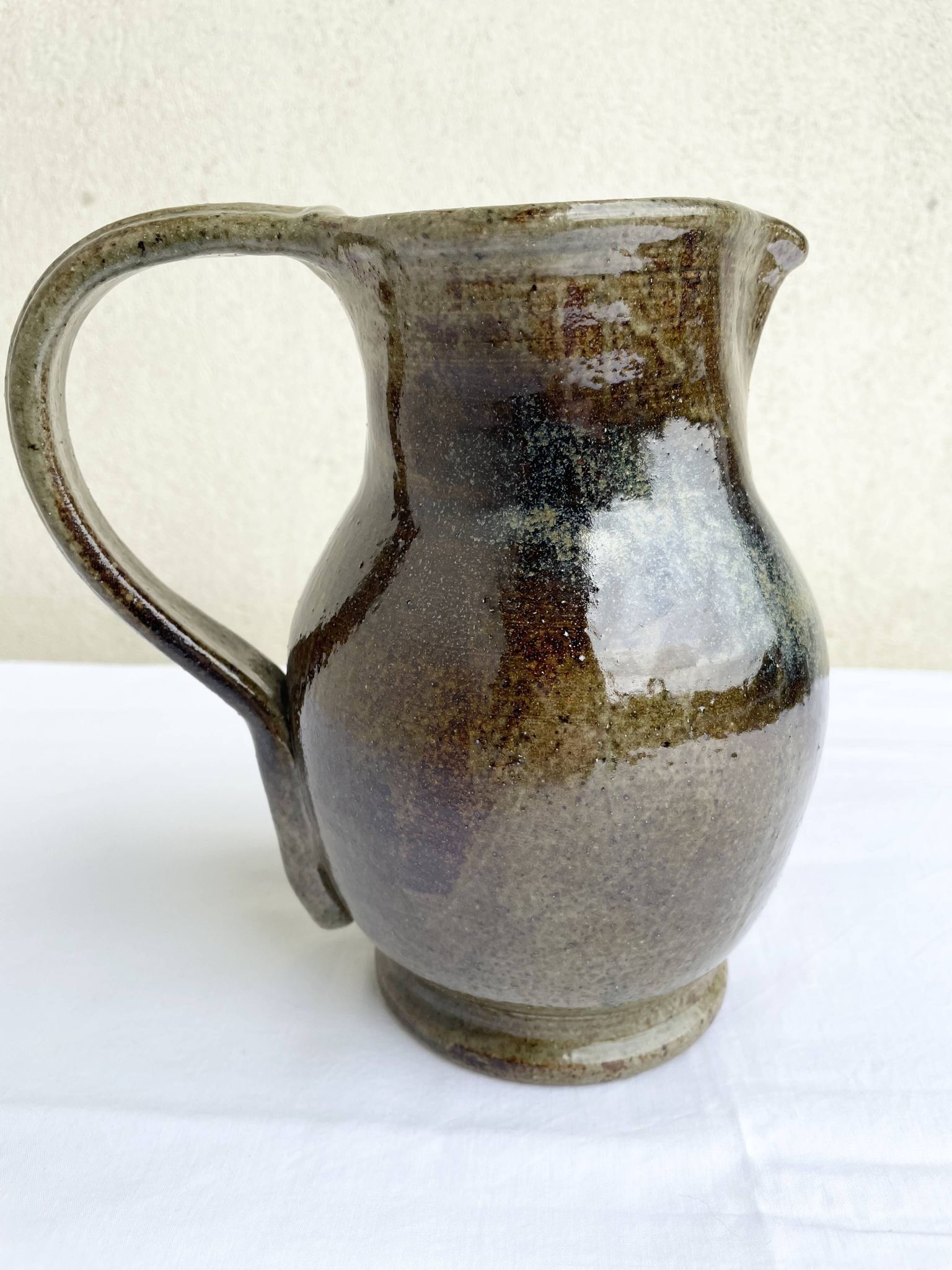 Handmade and signed glazed stoneware pitcher – Atelier de La Borne / Puisaye