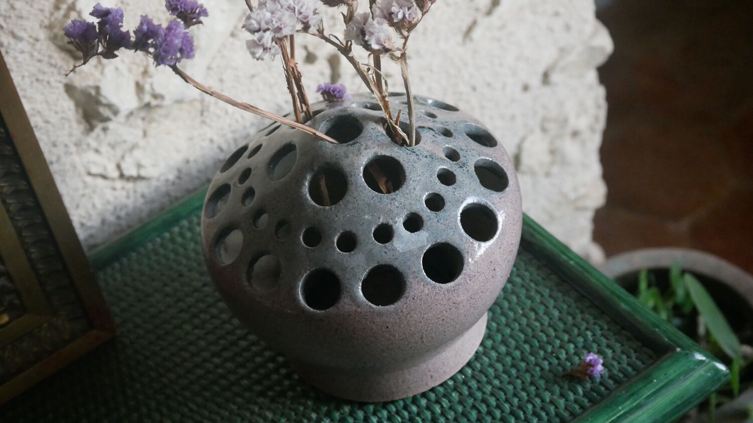 Pique-fleurs vintage en grès Accolay (pièce unique)