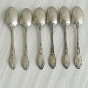 Lot de 6 petites cuillères en métal