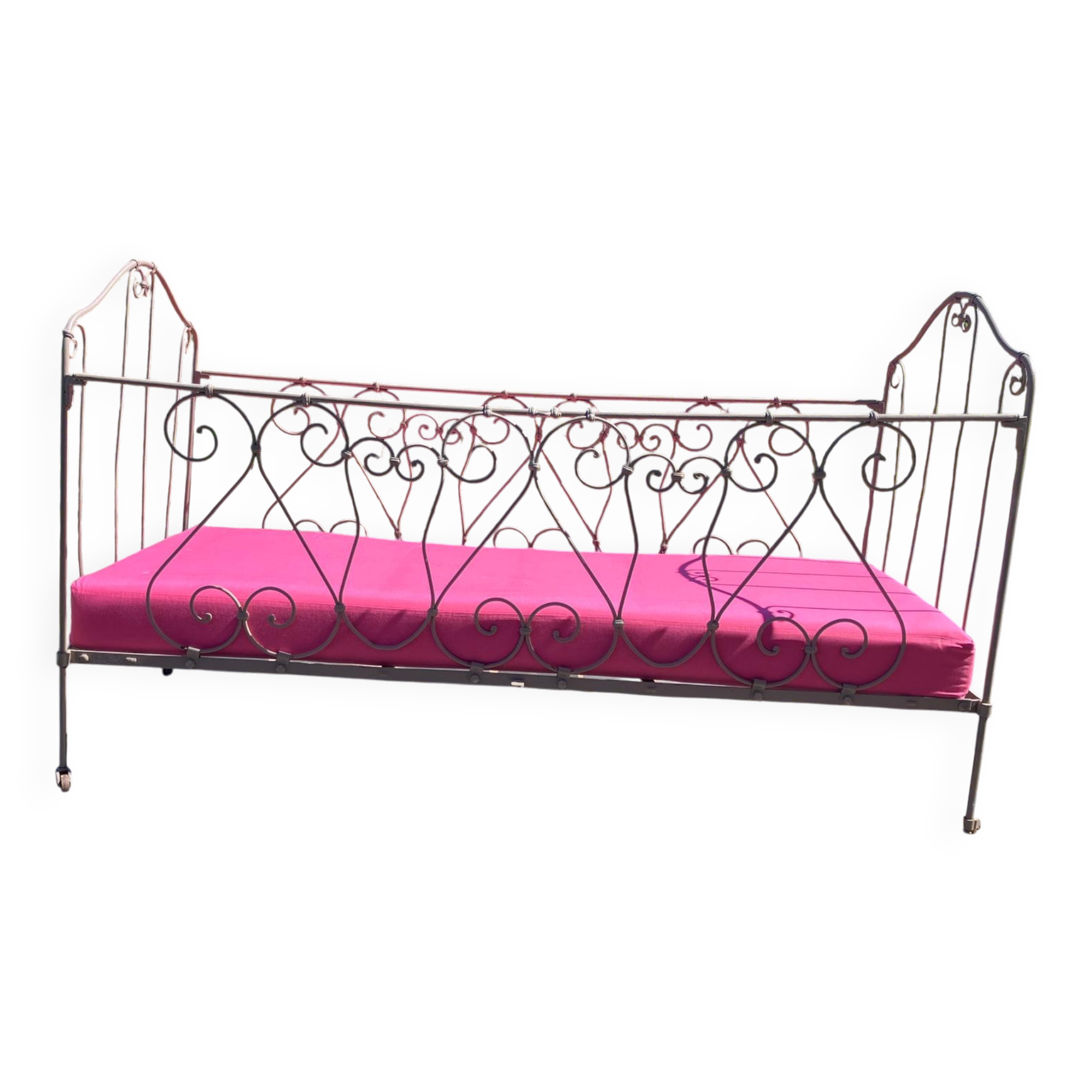 ancien lit bébé en fer forgé - vintage
