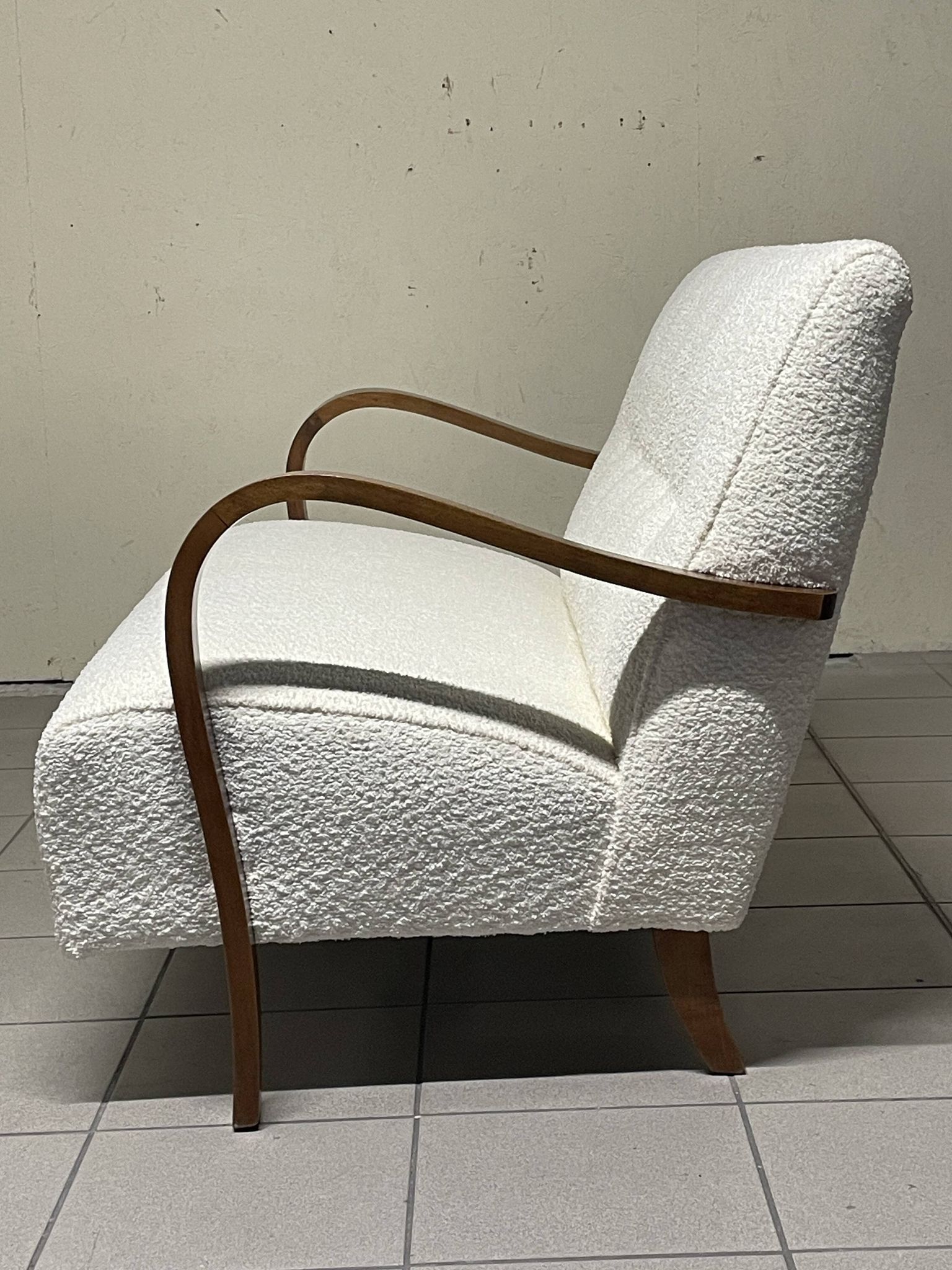 1940s Sofa in Wood and Boucle Fabric, Italian Production