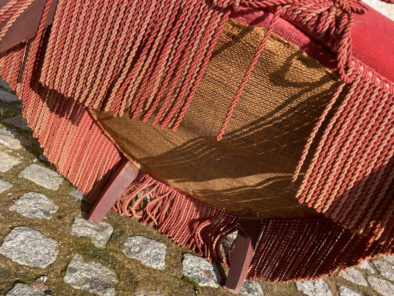 Fauteuil crapaud velours rose