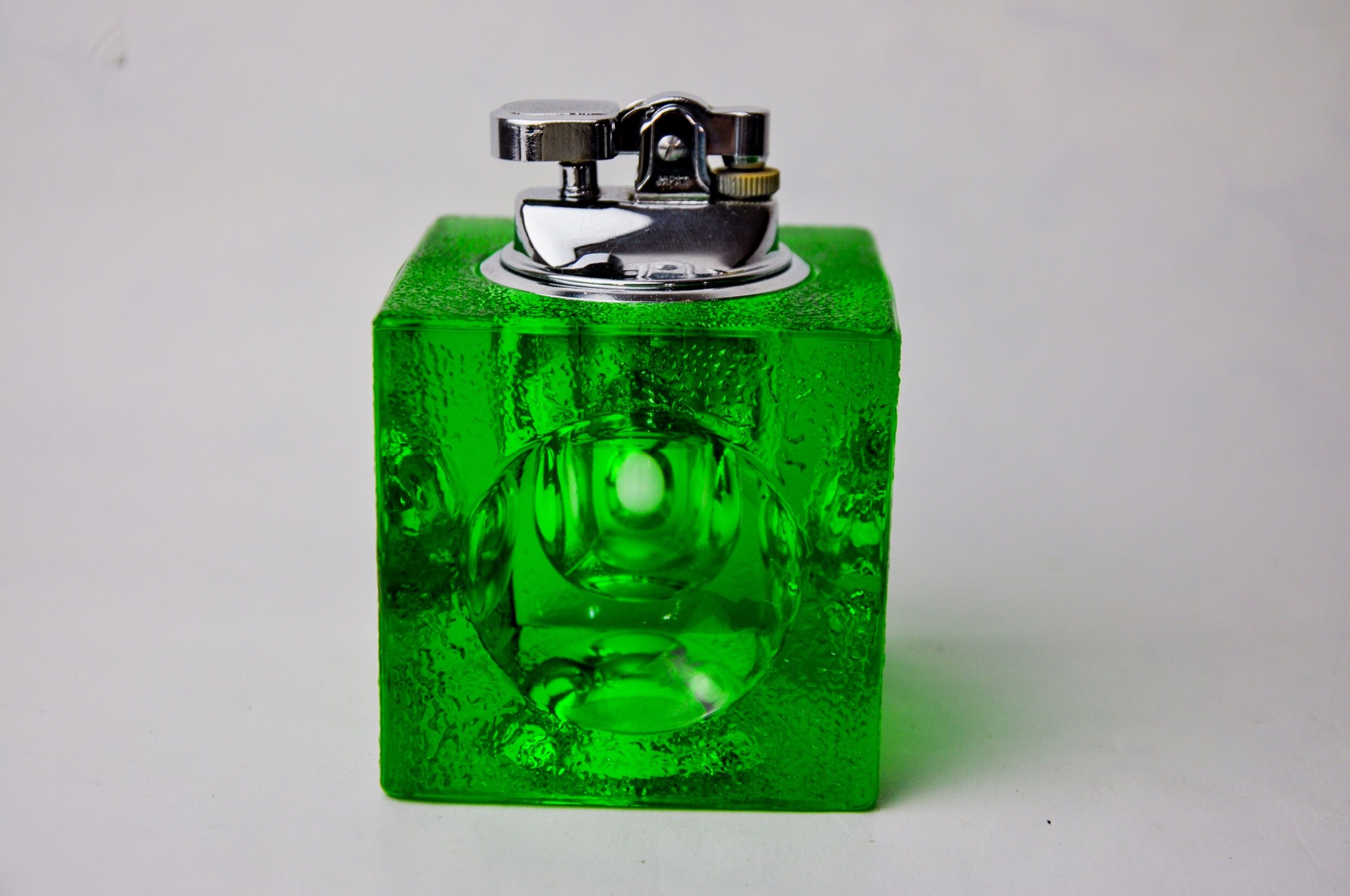 Green ice lighter by Antonio Imperatore, murano glass, Italy, 1970