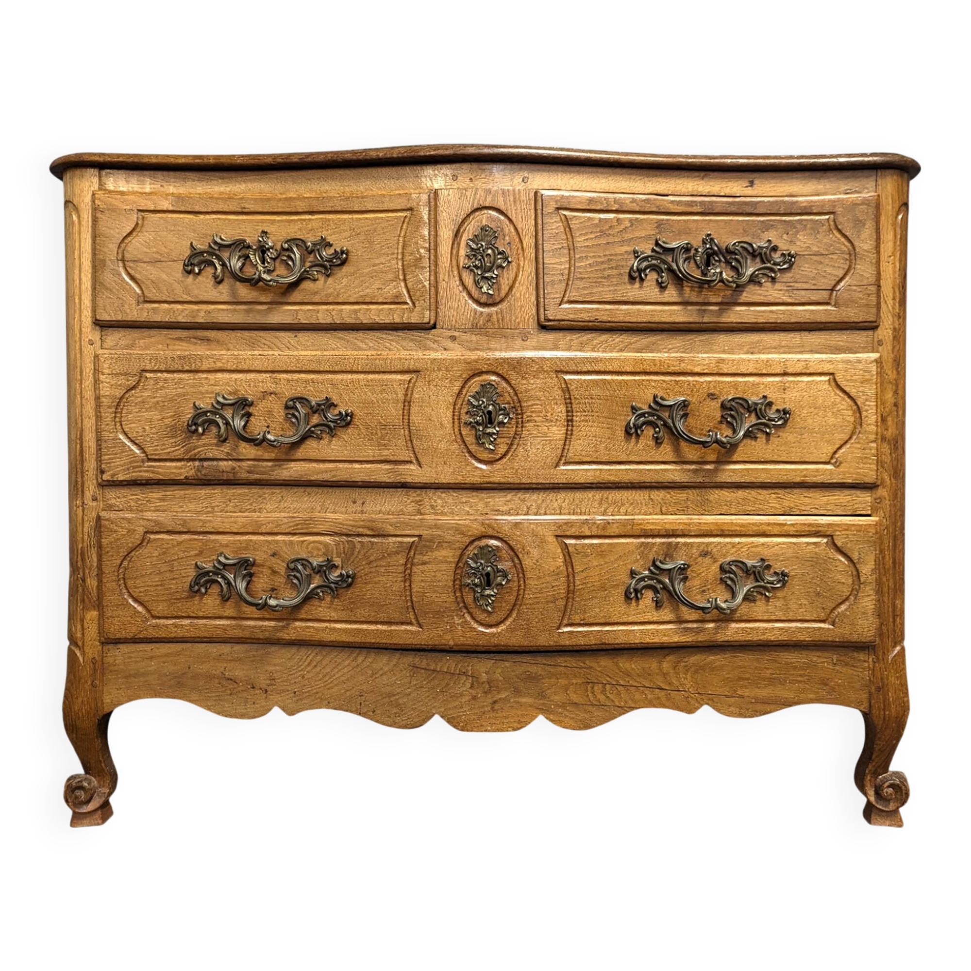 Louis XIV period chest of drawers in oak