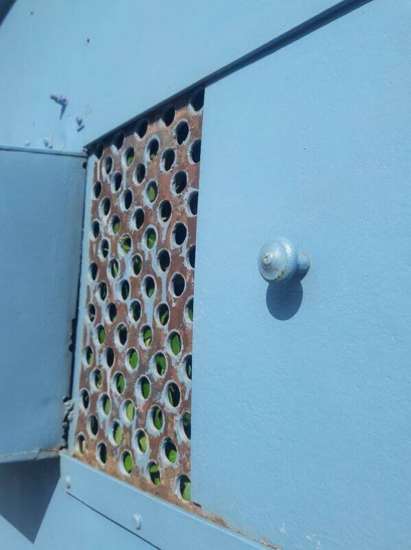 Porte portail H205xL103 ancienne en fer cintrée avec boite aux lettres