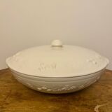 Vegetable dish/ Soup tureen Sarreguemines France Vintage