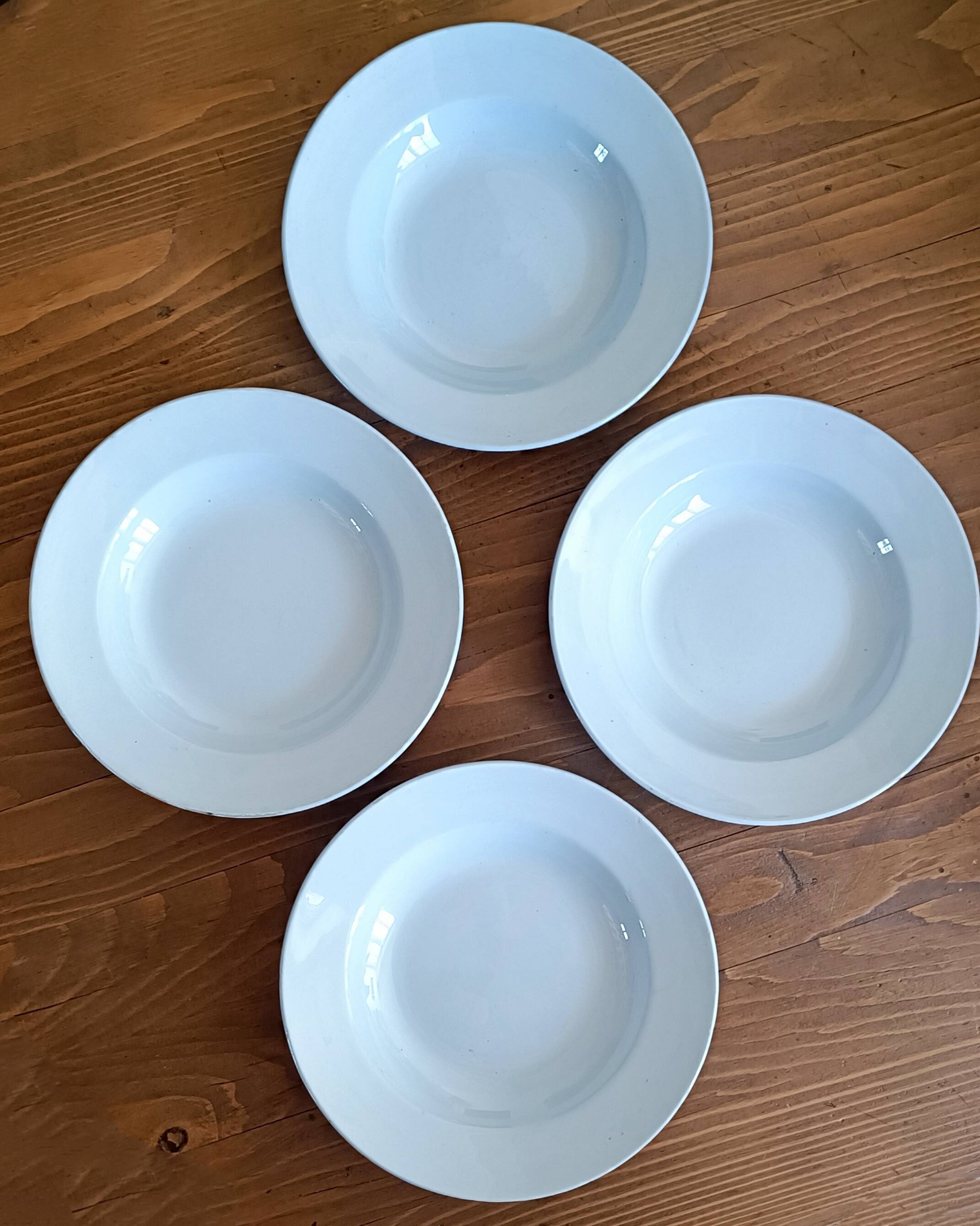 4 deep plates Gien