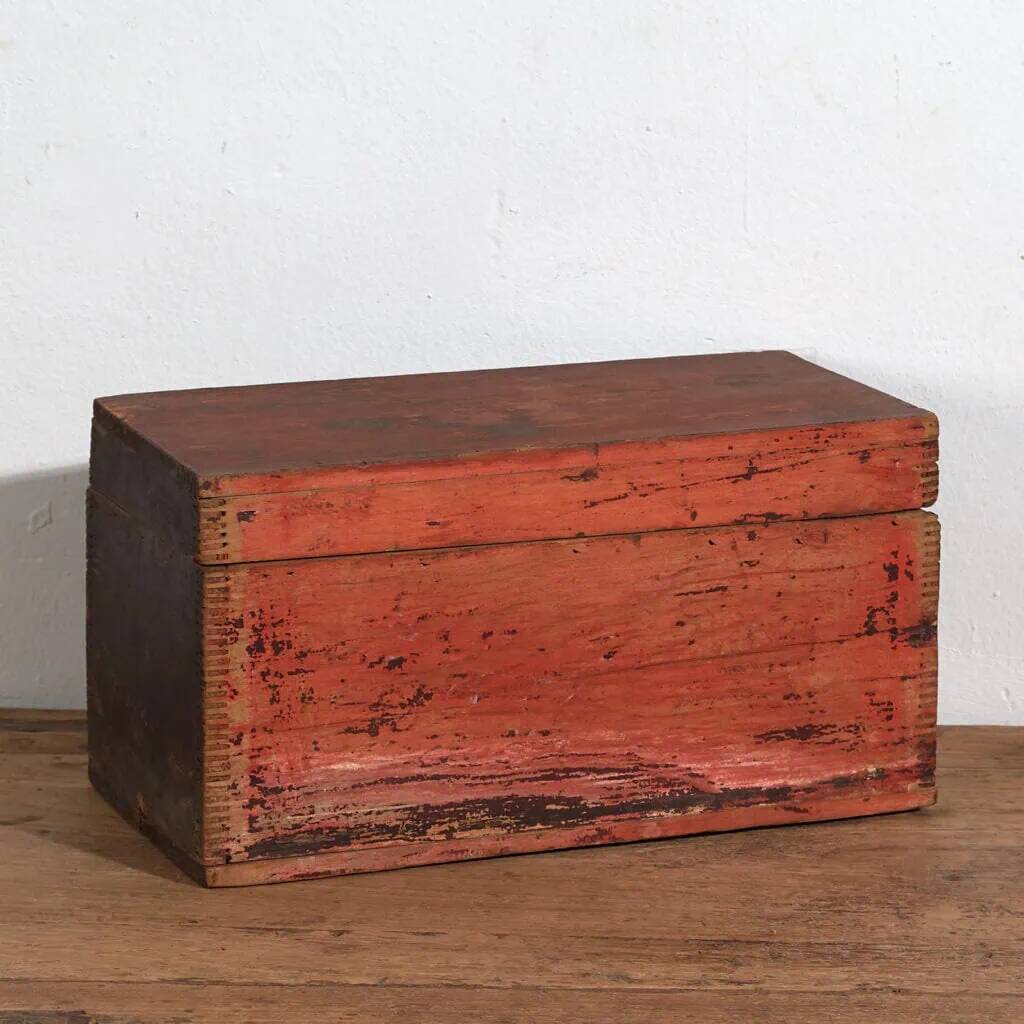 Old red chest (c.1900) #28