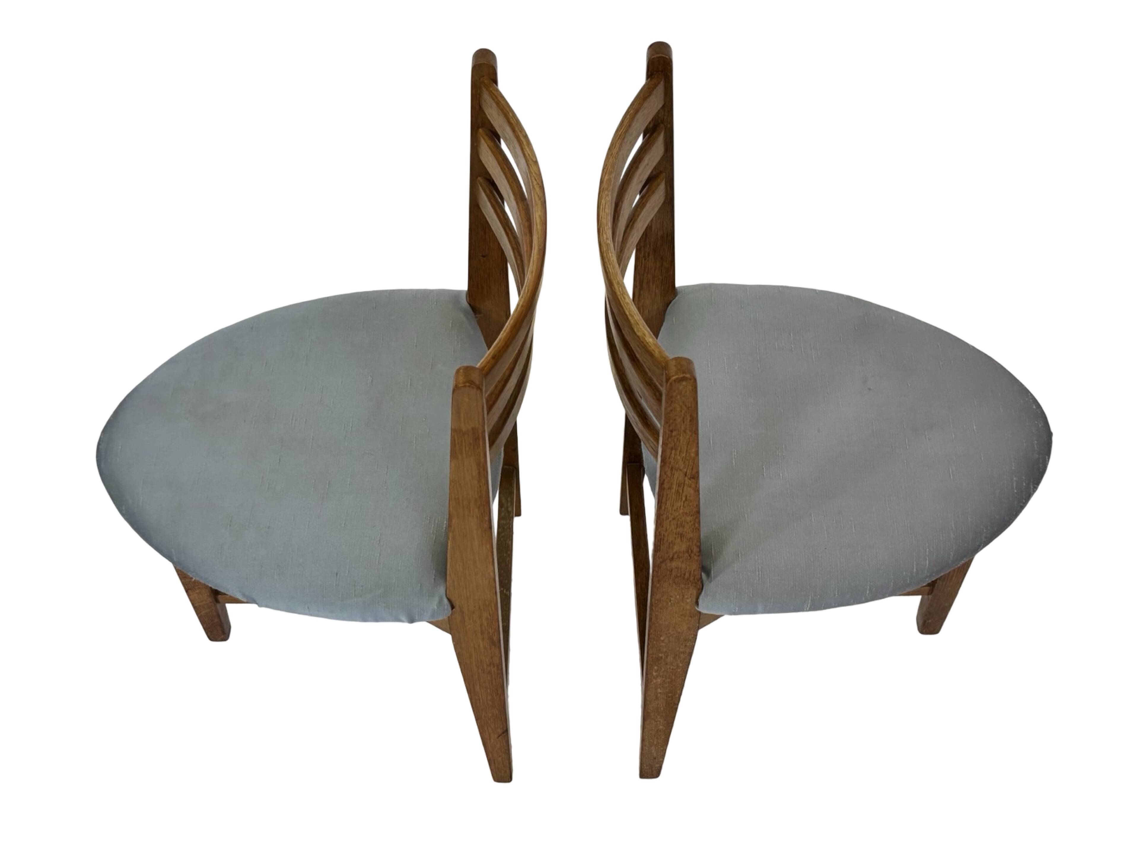 Vintage rare three-legged dining chair 1960s oak heart chair