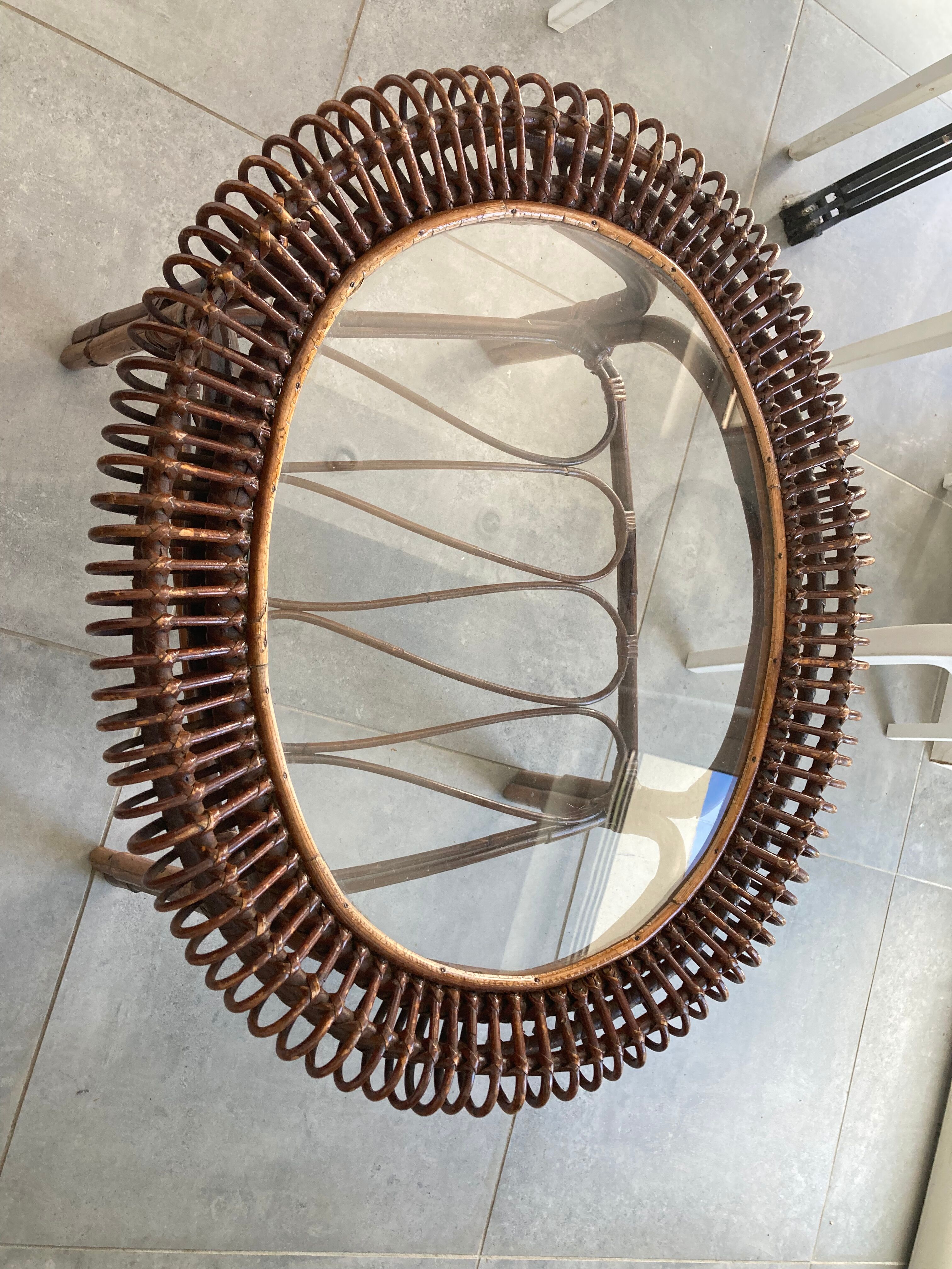 Rattan coffee table and glass in excellent condition