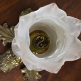 Suspension in bronze and glass paste.