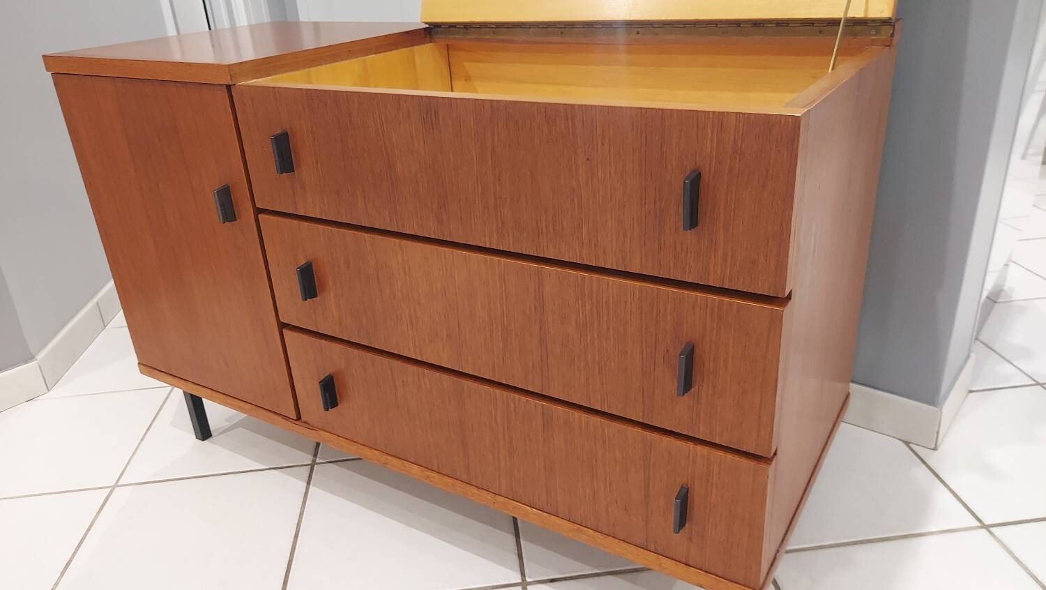 Vintage teak chest of drawers, 1970s