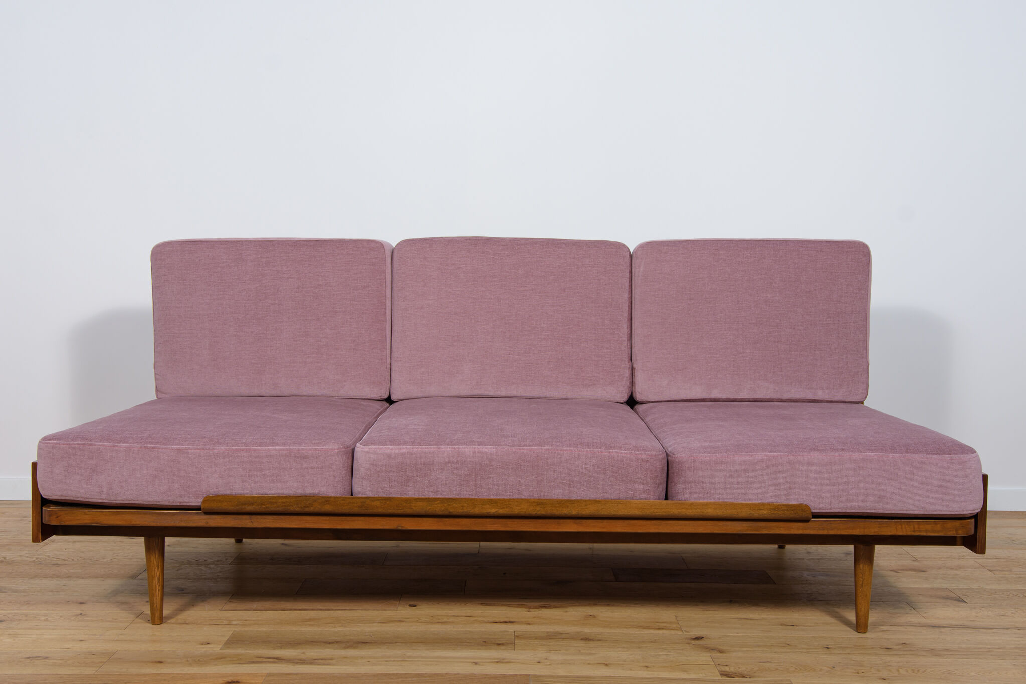 Czechoslovakian sofa from UP Zavody, 1960s