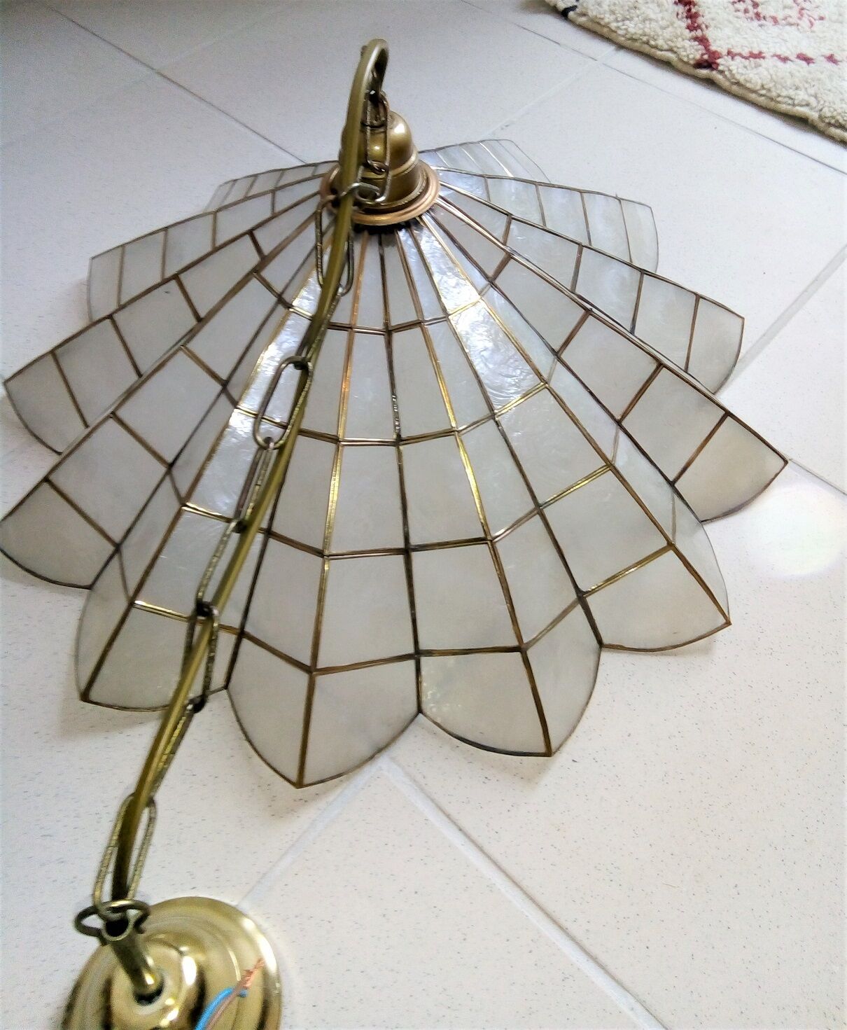 Chandelier suspension mother-of-pearl and brass