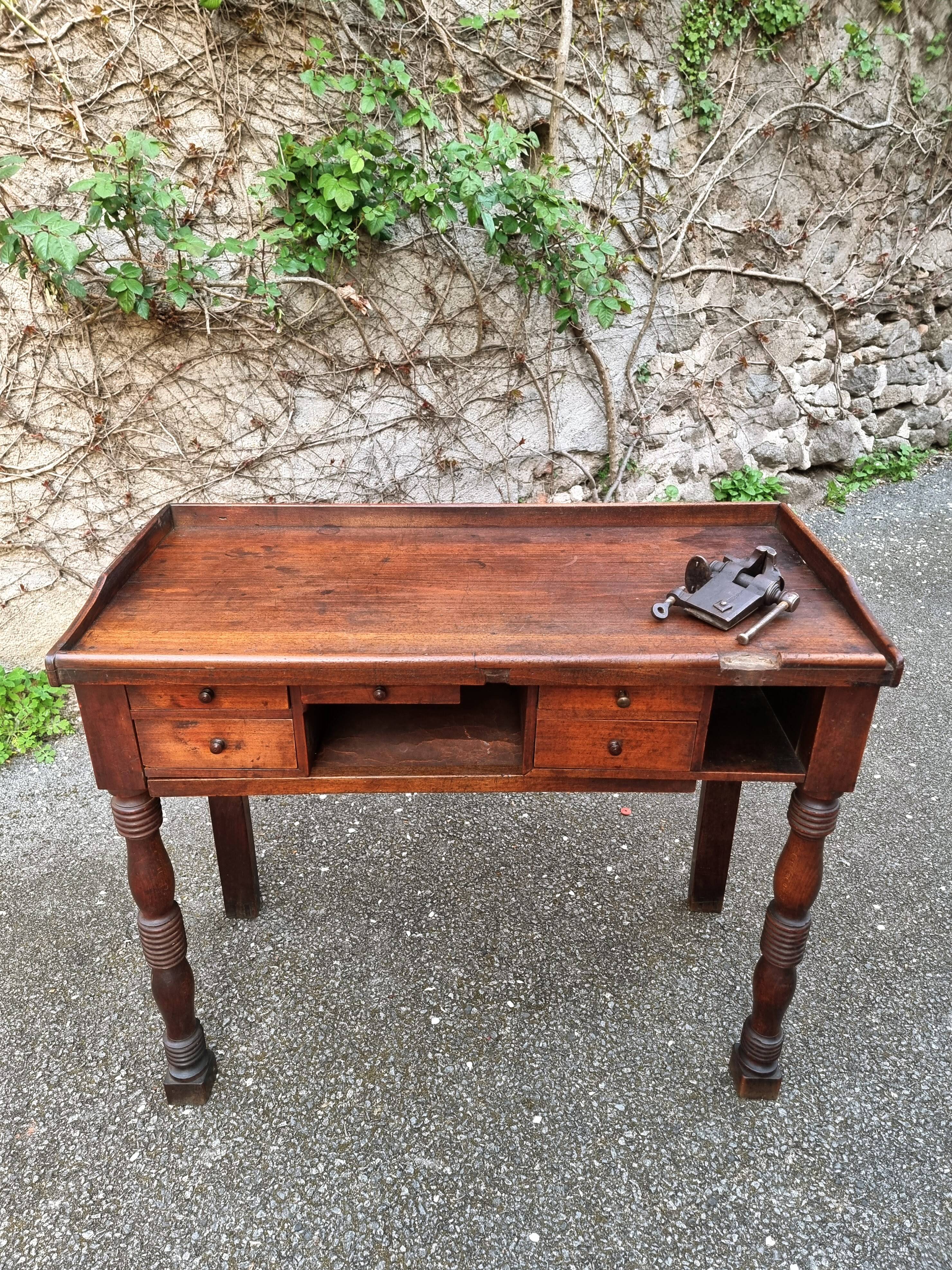 French antique watchmaker's bench – Table with drawers, vice, and original sliding leather surface – circa 1900