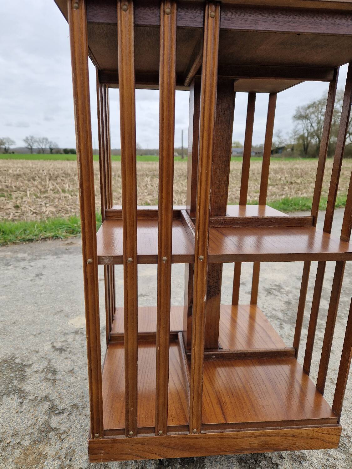 Old revolving library