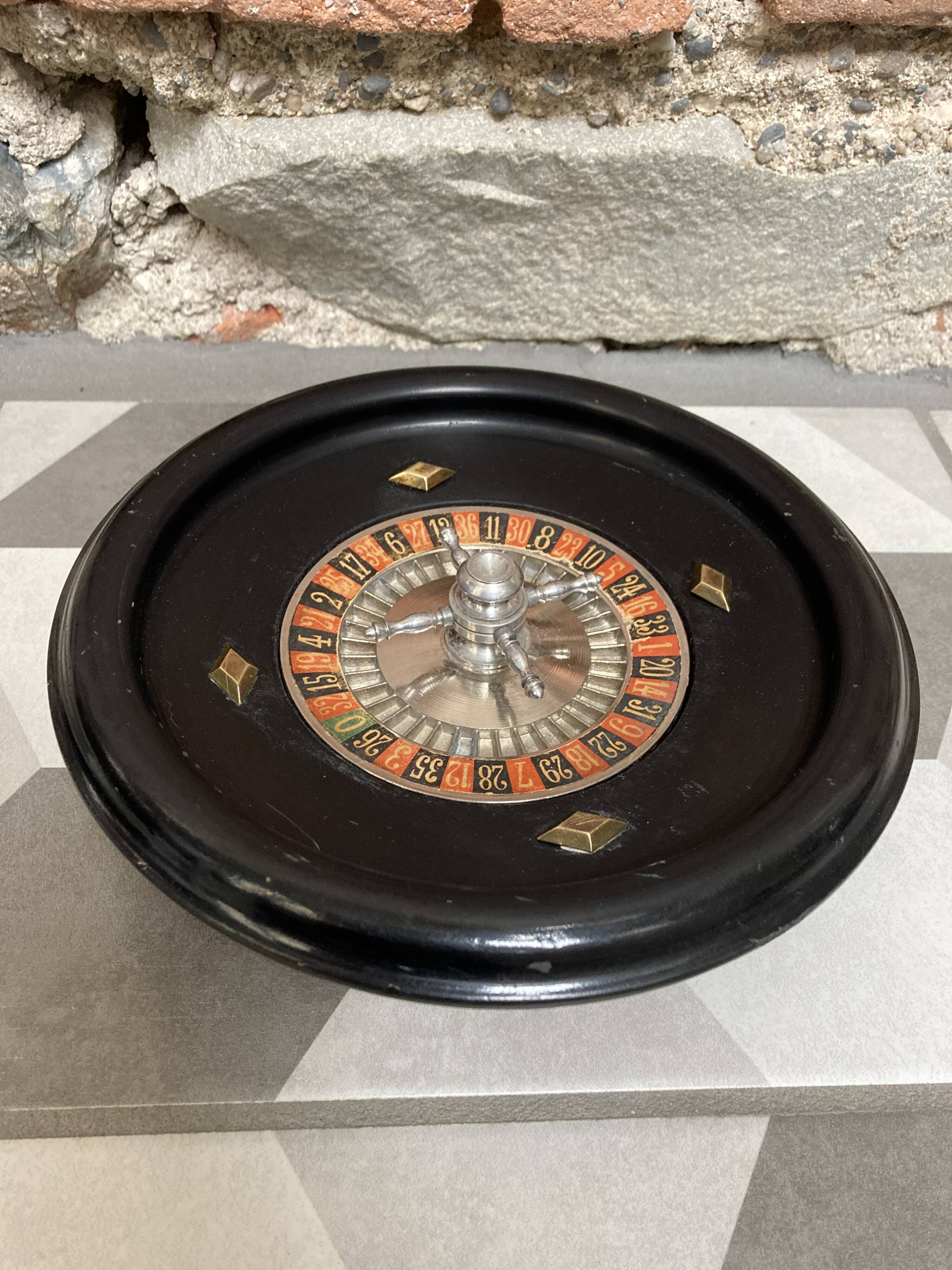 Casino roulette 20s/30s