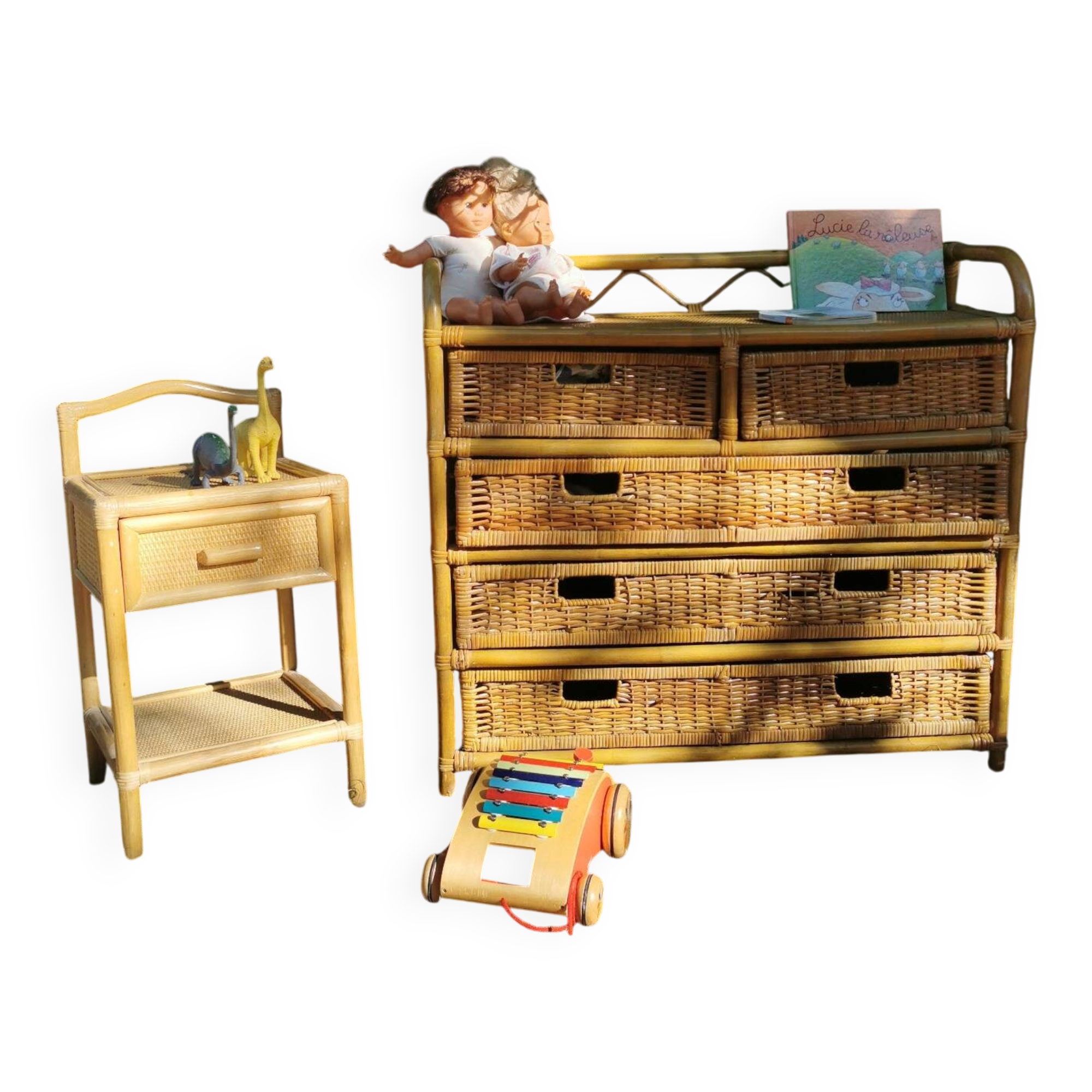 Rattan chest of drawers