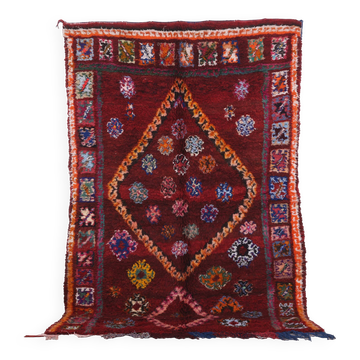 Tapis marocain berbère vintage en laine bordeaux fait main