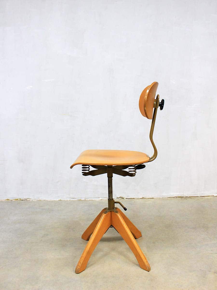 Ensemble de 4 chaises d'architectes vintage Selency