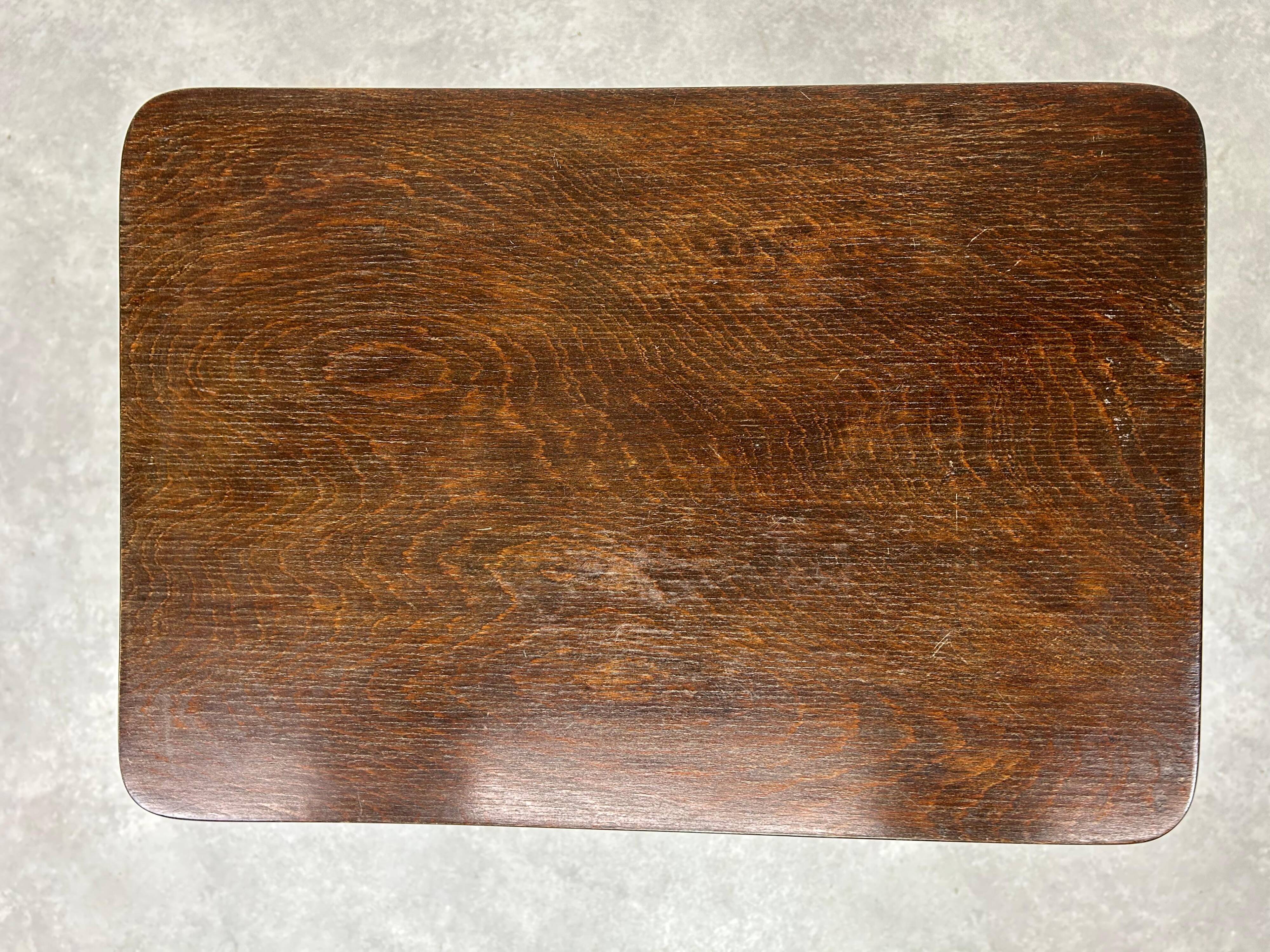 Table d'appoint en bois courbé par Thonet