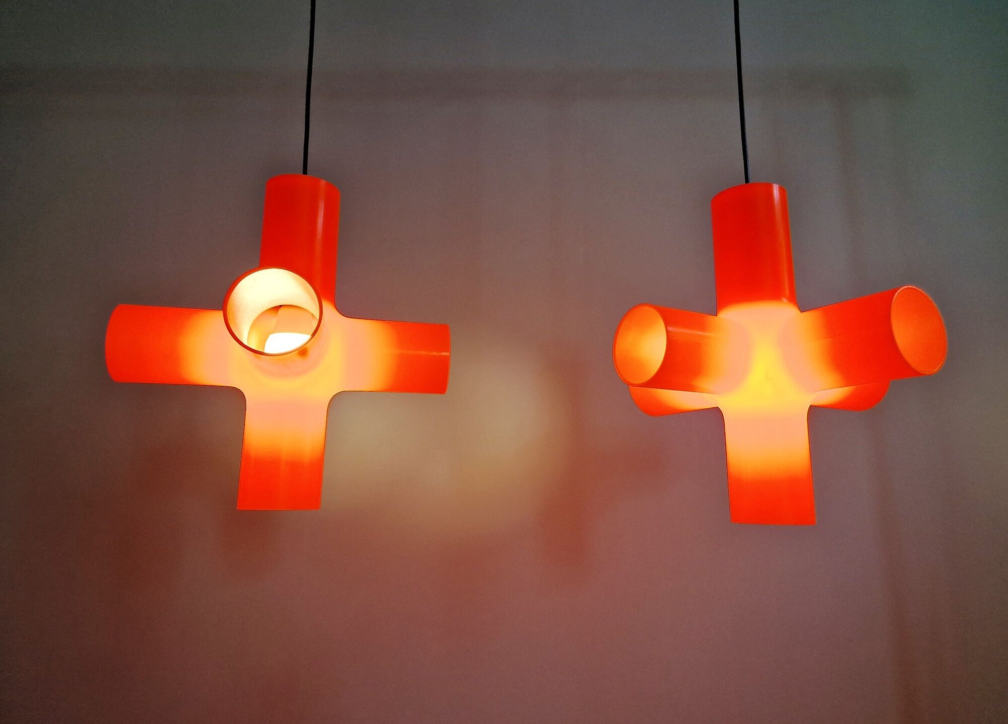 Suspension Crosslight orange, Jan Melis & Ben Oostrum, Dark (Belgium)